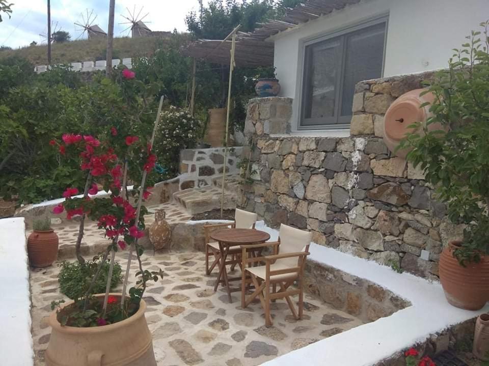 Traditional Studio Chora Patmos Esterno foto