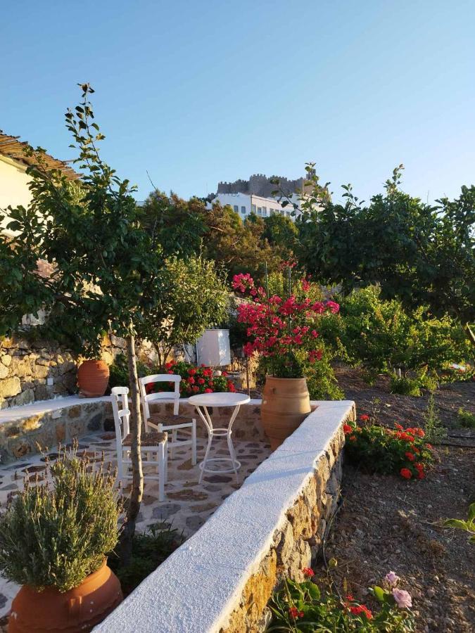 Traditional Studio Chora Patmos Esterno foto