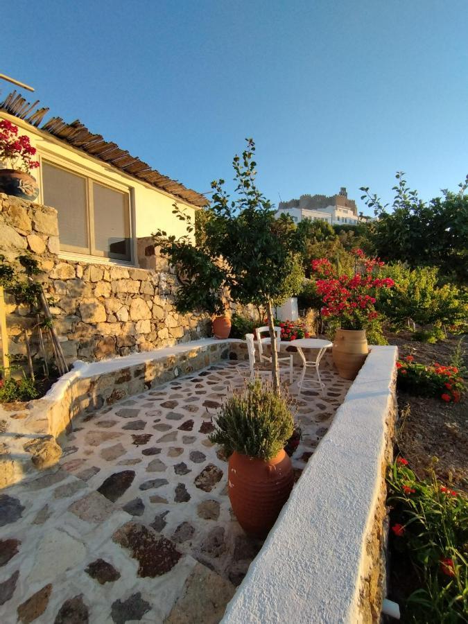 Traditional Studio Chora Patmos Esterno foto